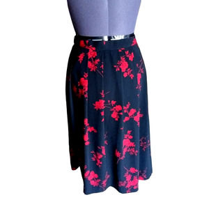 Koret black/red floral skirt, 8